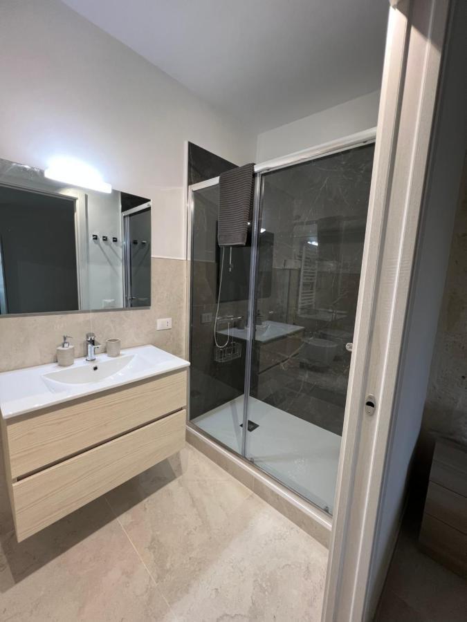 Urban flat-TimeSRL apartments Bari Kültér fotó