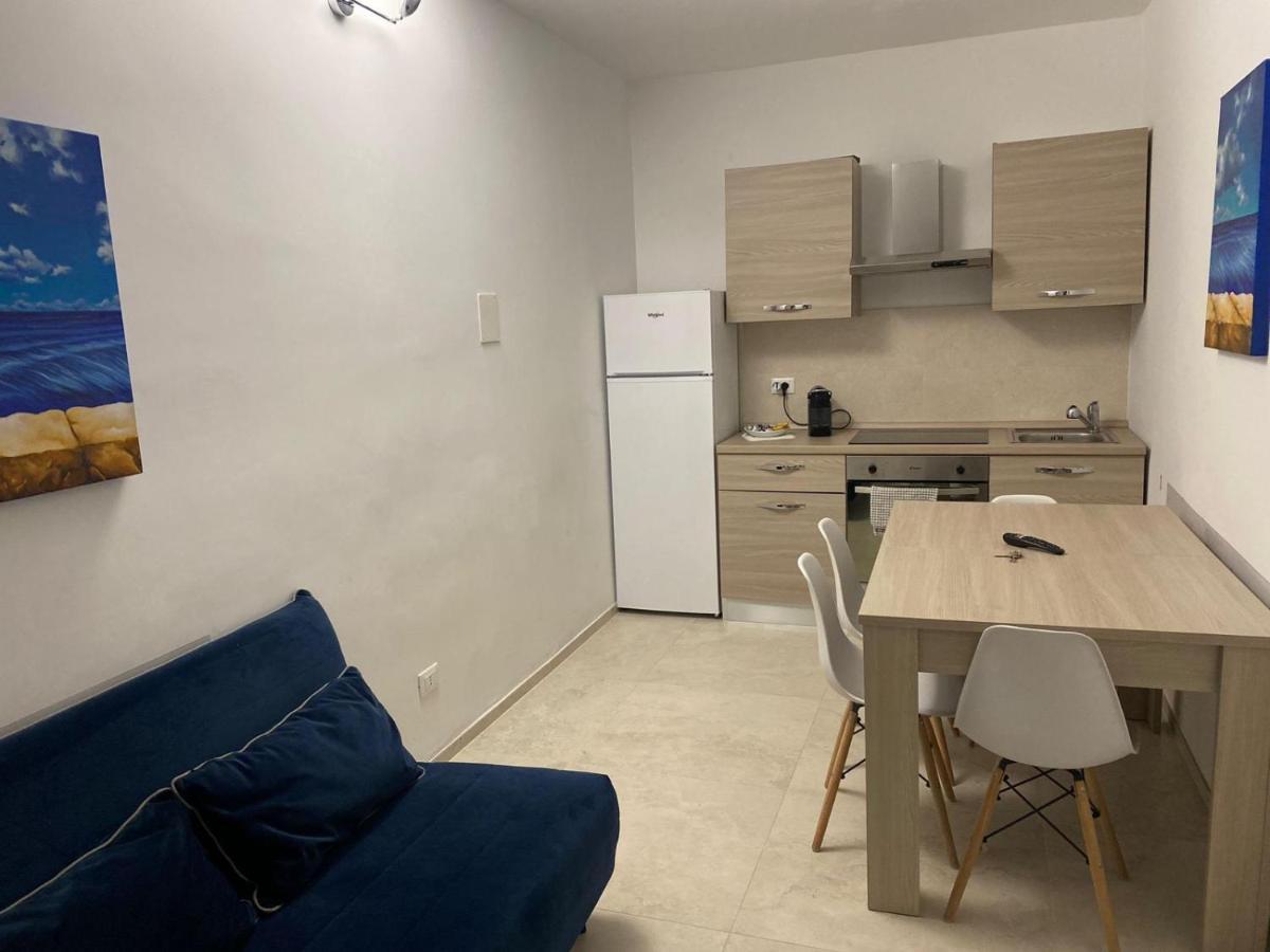 Urban flat-TimeSRL apartments Bari Kültér fotó